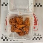 Best Large Cheese Pizza & 10 Jumbo Wings in Cranston, RI